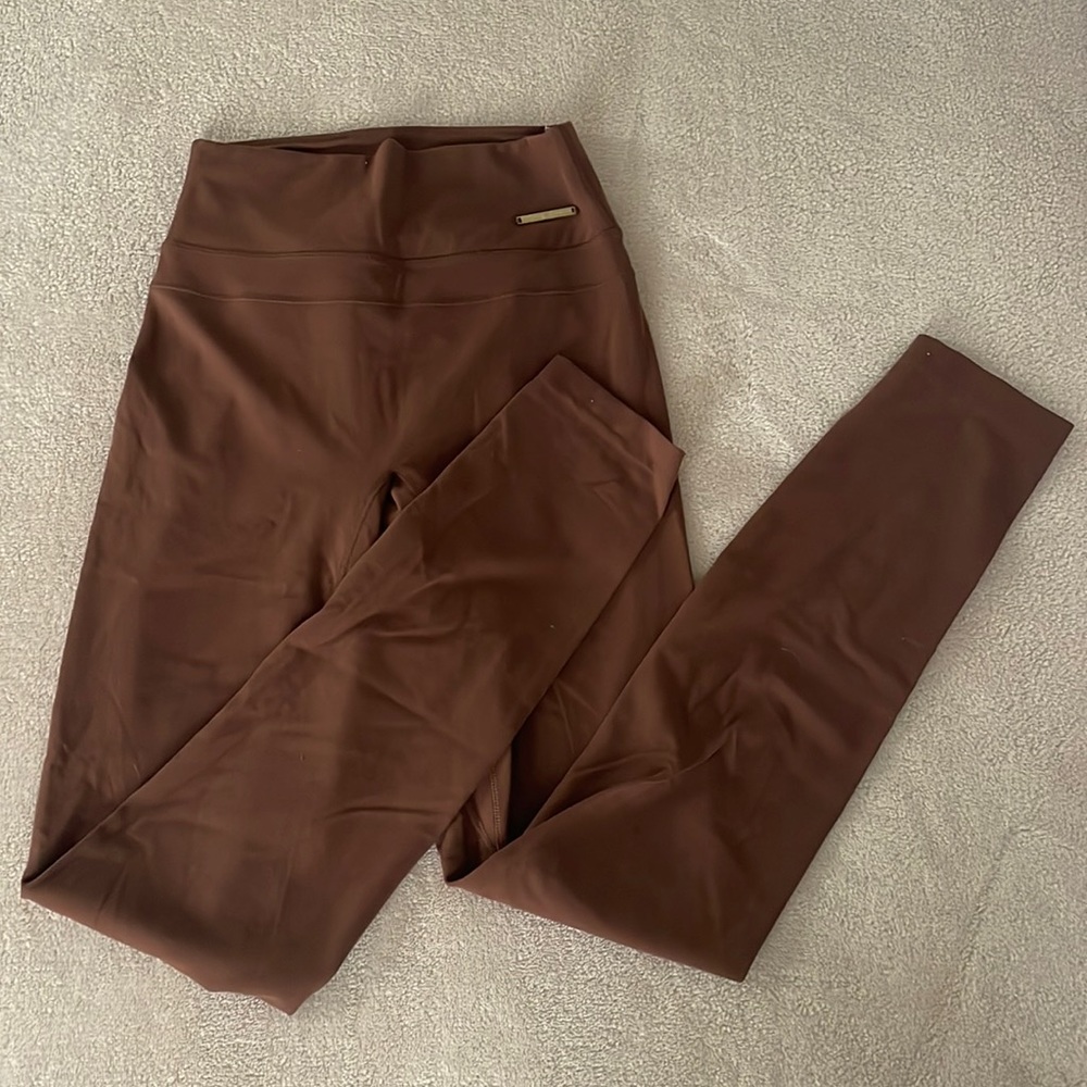 Gymshark Whitney Simmons scrunch-bum leggings brown xs